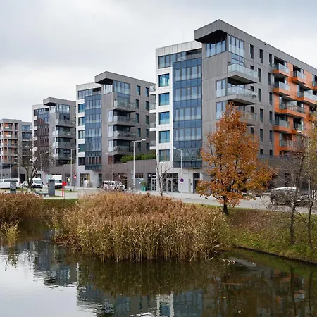 Apartment Stocznia Bright & Serene Riverside